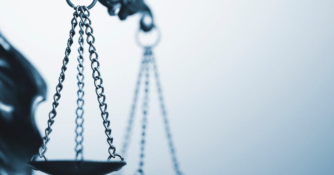 Diferencia entre abogado y licenciado en derecho en España 11 Diferencia entre abogado y licenciado en derecho en España